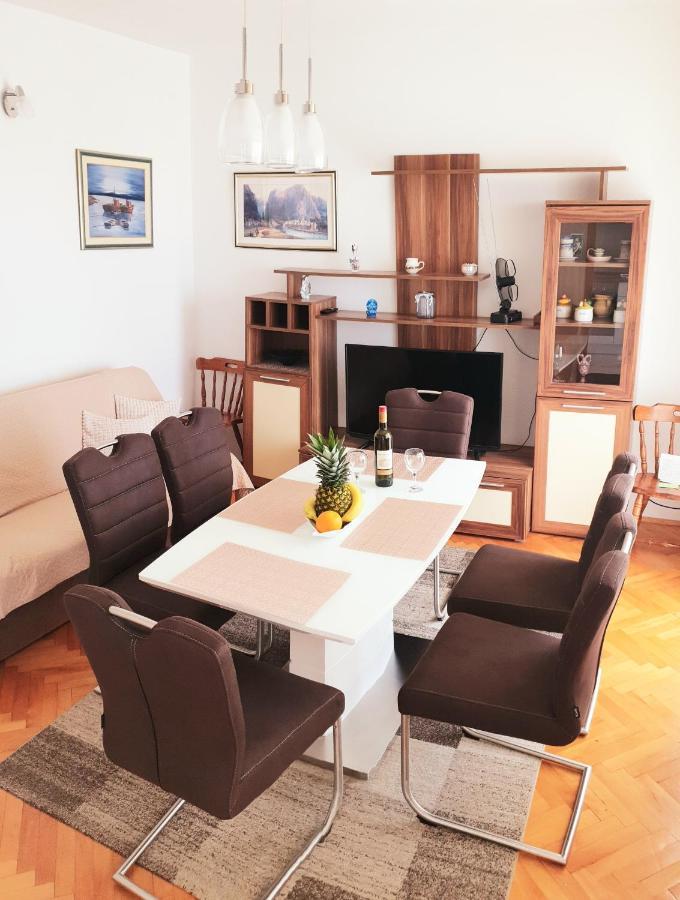 Apartments Tony Stanici - Omiš Eksteriør billede