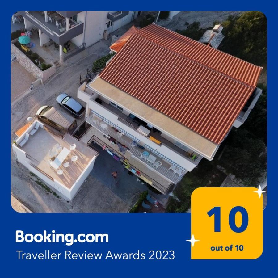 Apartments Tony Stanici - Omiš Eksteriør billede